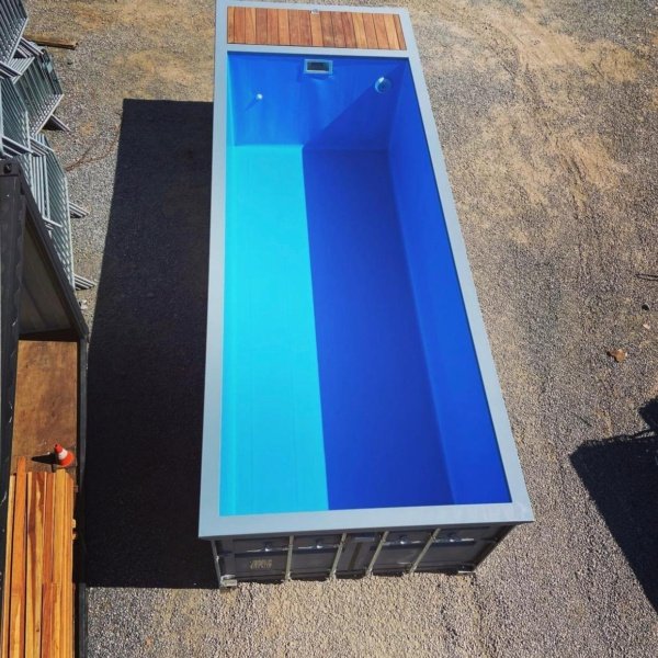30 ft container pool