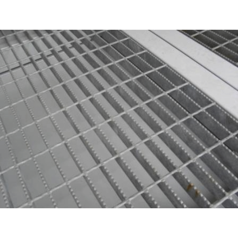 10ft x 8ft open mesh floor bunded store