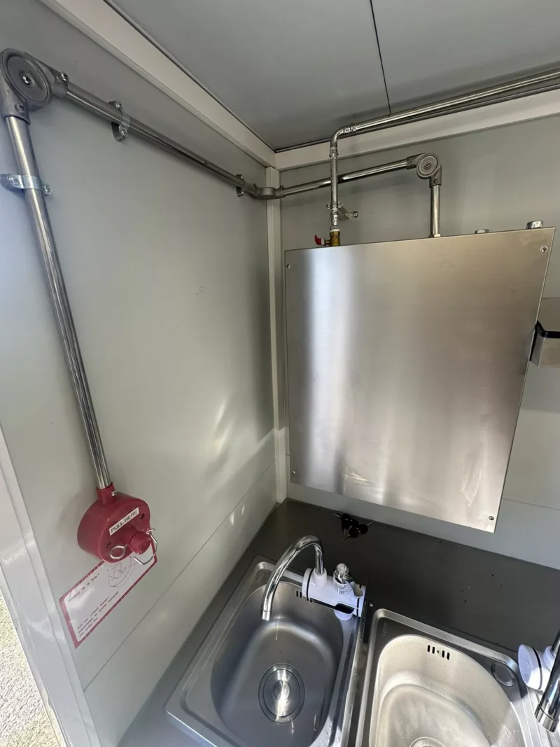 14 ft fully equipped food trailer ready for cooking