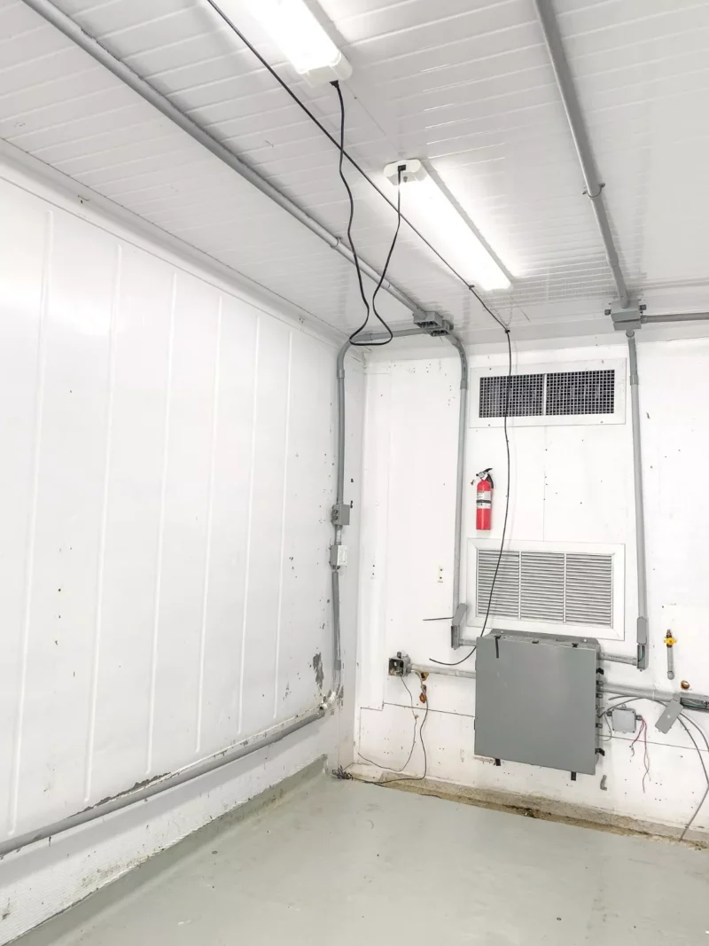 40 foot high cube insulated shipping container with 5 ton bard hvac