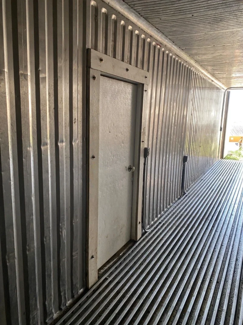 used 40ft refrigerated shipping container – with custom side door access